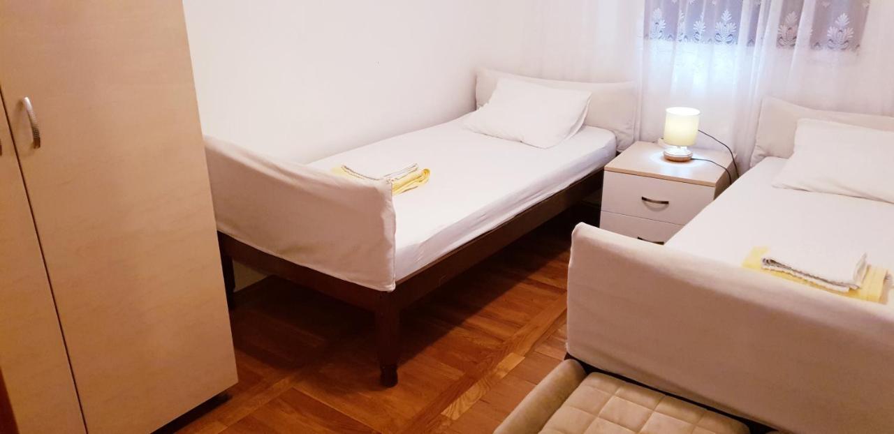 Apartments Adriana Srima Zewnętrze zdjęcie